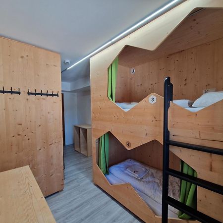 Stanton Hostel Sankt Anton am Arlberg Bagian luar foto