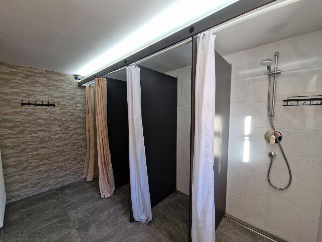 Stanton Hostel Sankt Anton am Arlberg Bagian luar foto