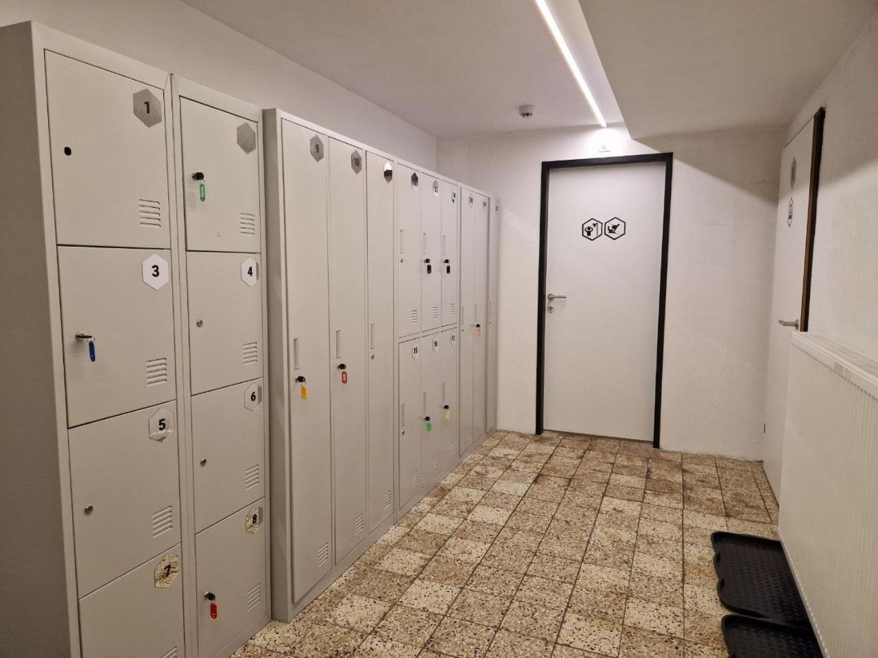 Stanton Hostel Sankt Anton am Arlberg Bagian luar foto