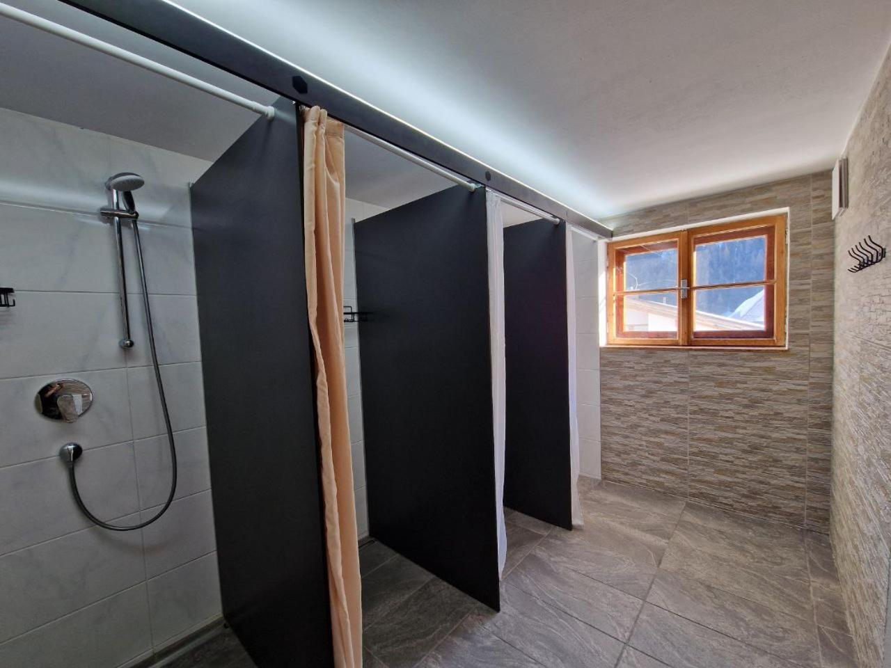 Stanton Hostel Sankt Anton am Arlberg Bagian luar foto