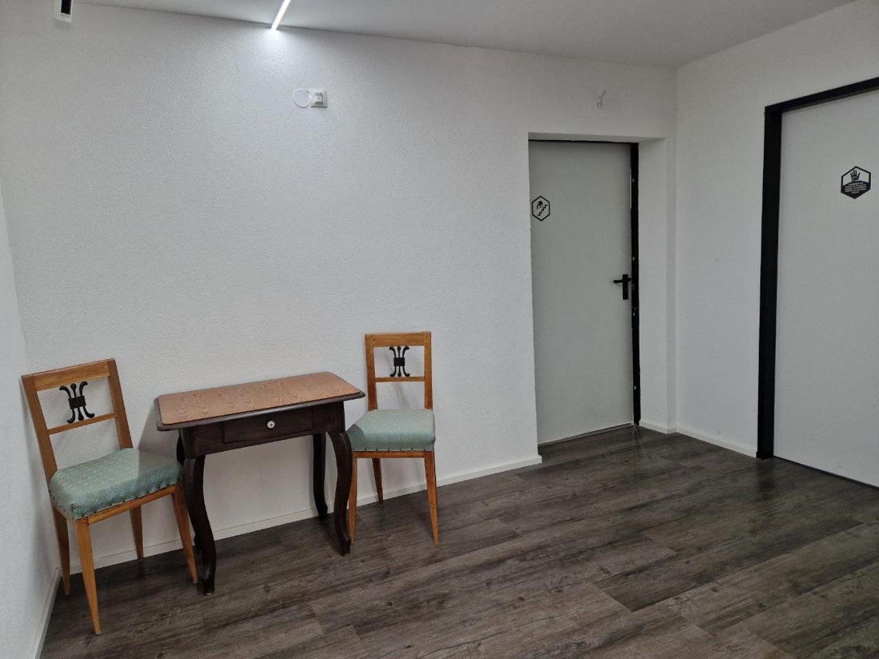 Stanton Hostel Sankt Anton am Arlberg Bagian luar foto