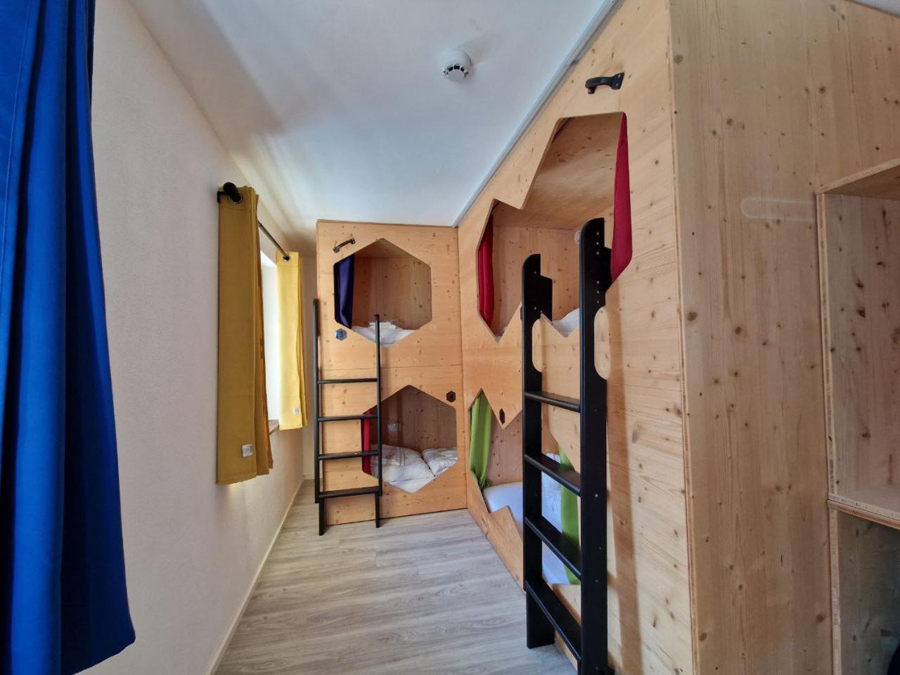Stanton Hostel Sankt Anton am Arlberg Bagian luar foto