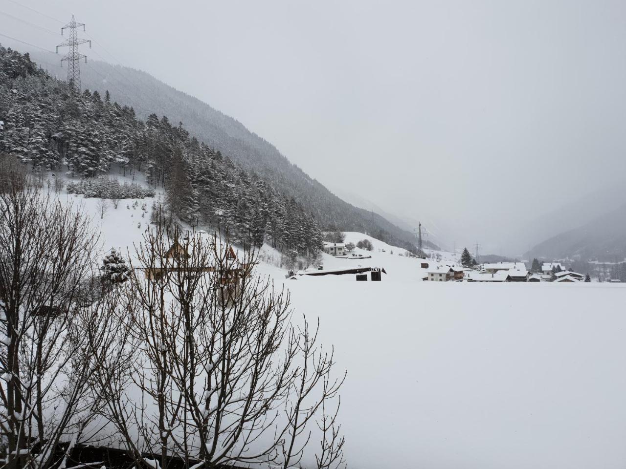 Stanton Hostel Sankt Anton am Arlberg Bagian luar foto