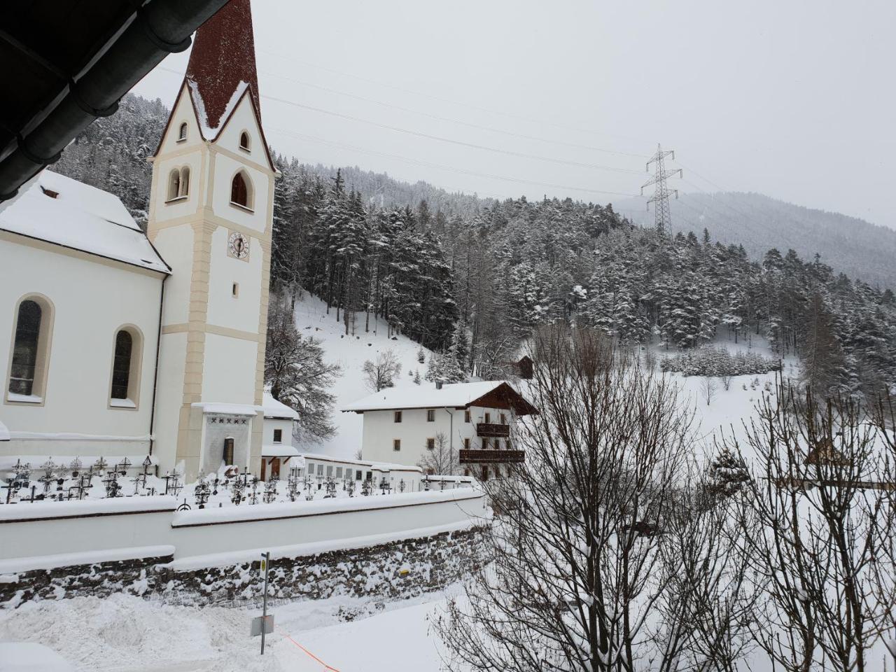 Stanton Hostel Sankt Anton am Arlberg Bagian luar foto