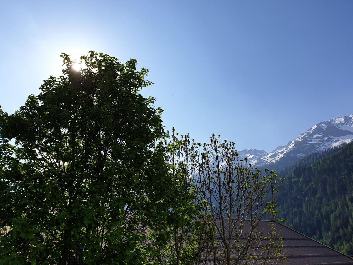 Stanton Hostel Sankt Anton am Arlberg Bagian luar foto