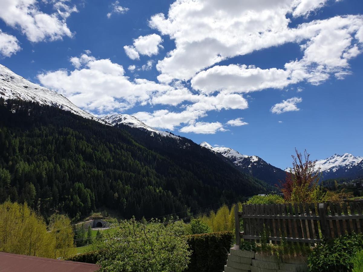 Stanton Hostel Sankt Anton am Arlberg Bagian luar foto