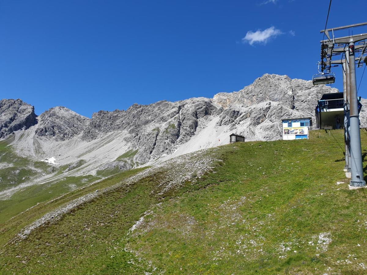 Stanton Hostel Sankt Anton am Arlberg Bagian luar foto